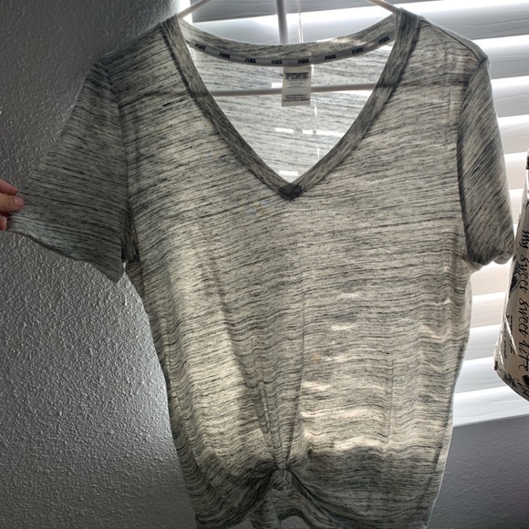 grey white and black pattern tee shirt self tie - Picture 2 of 4